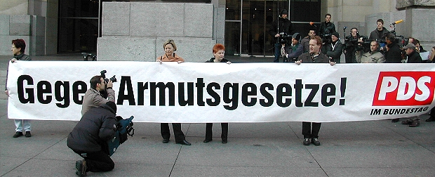 Protest gegen Armutsgesetze am 17.10.2003; Foto: privat