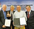 Europäischer Bürgerrechtspreis der Sinti und Roma für Hammarberg; Foto: Jens Jeske
