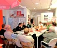 Diskussion im LINKEN-Treff Elmshorn; Foto: Axel Hildebrandt